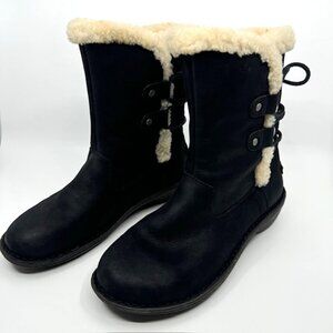 UGG Akadia Black Suede Boots Size 9